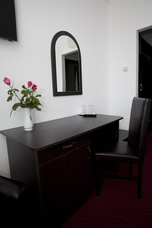 אורדאה Hotel Terra מראה חיצוני תמונה