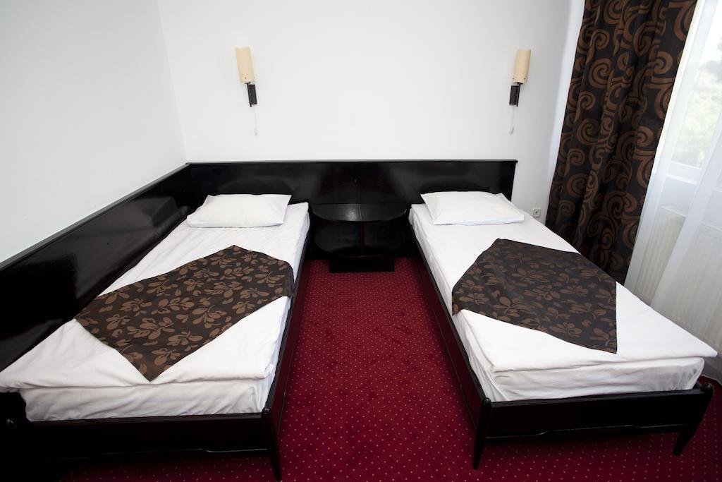 אורדאה Hotel Terra מראה חיצוני תמונה