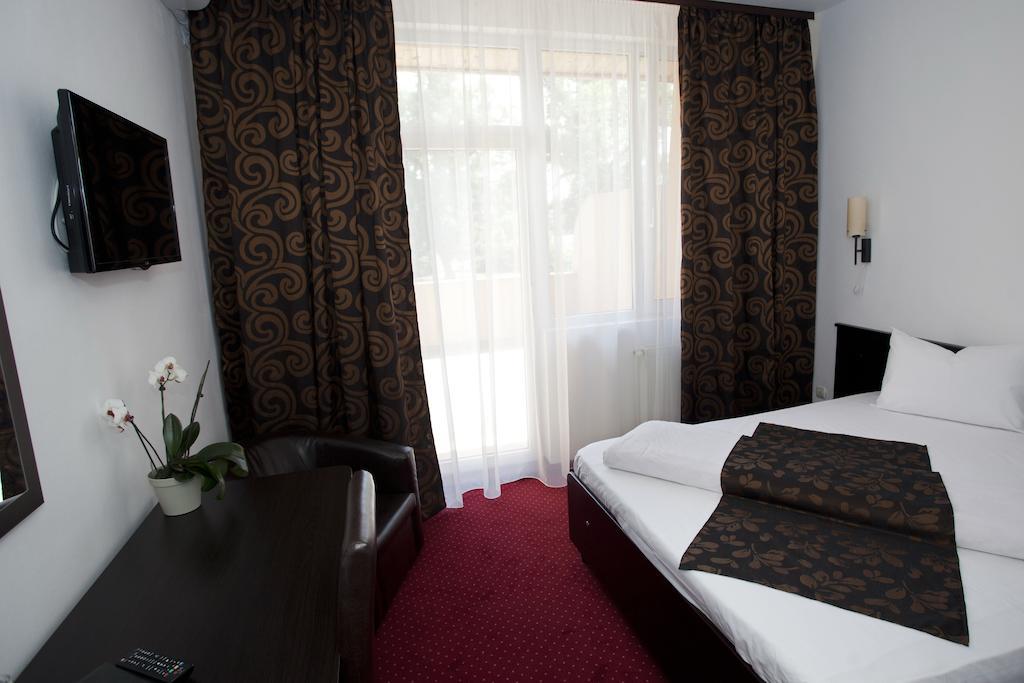 אורדאה Hotel Terra מראה חיצוני תמונה