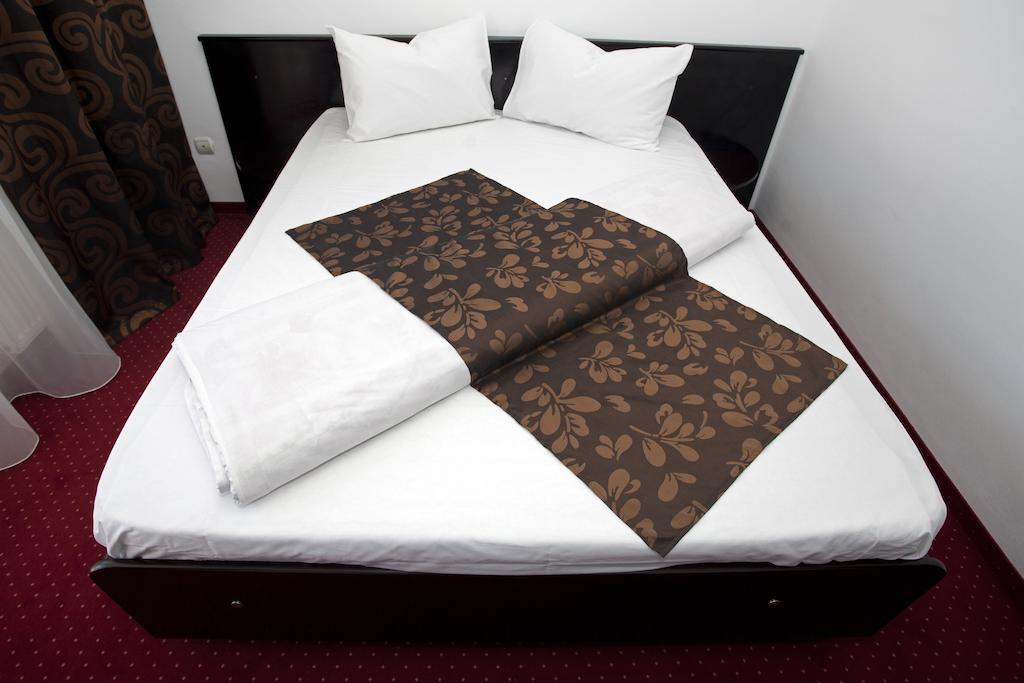 אורדאה Hotel Terra מראה חיצוני תמונה