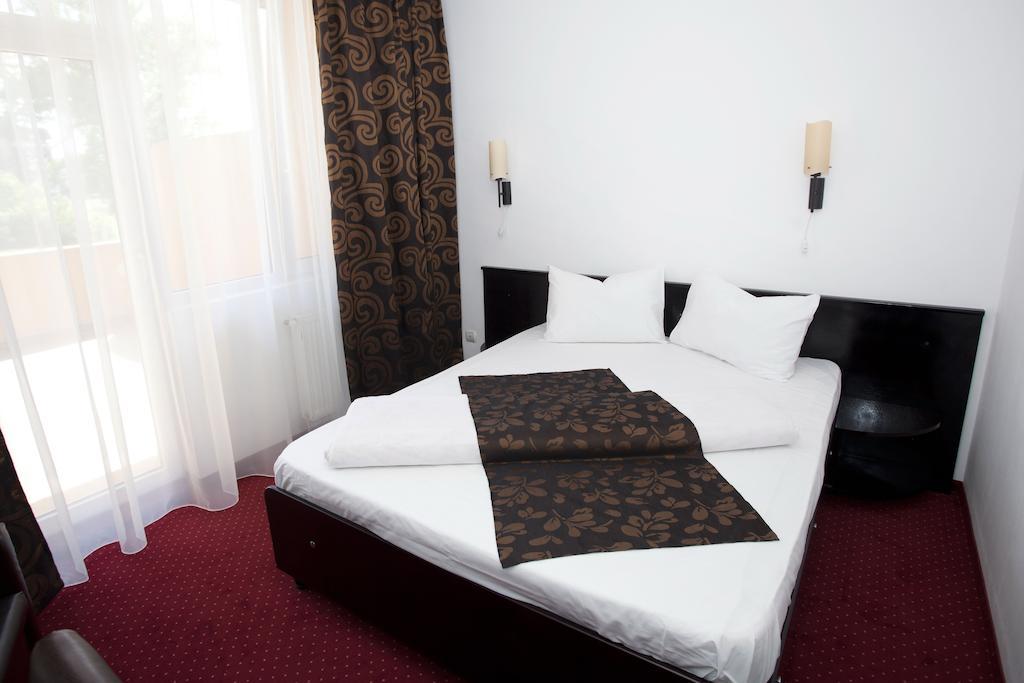 אורדאה Hotel Terra מראה חיצוני תמונה