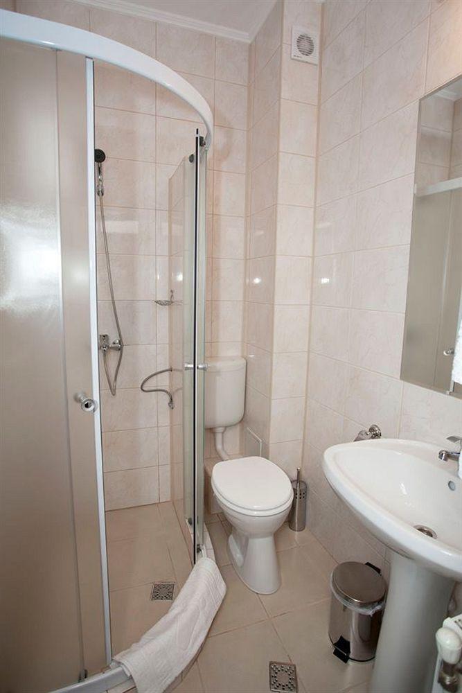 אורדאה Hotel Terra מראה חיצוני תמונה