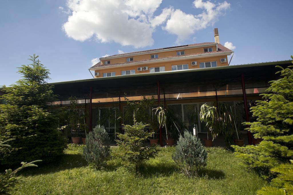 אורדאה Hotel Terra מראה חיצוני תמונה